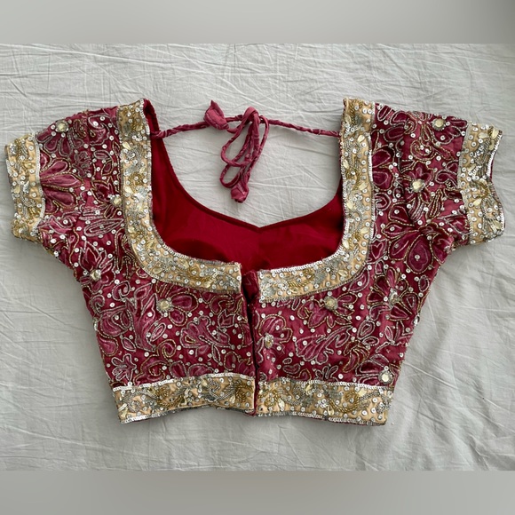 Beige net sari with burgundy velvet border and blouse (XS/S blouse) - Picture 6 of 7